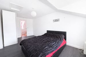 Bedroom- click for photo gallery